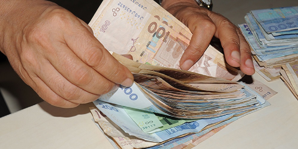 Le dirham se déprécie face à l'euro et au dollar