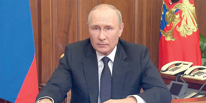 Poutine officialise sa candidature pour 2024