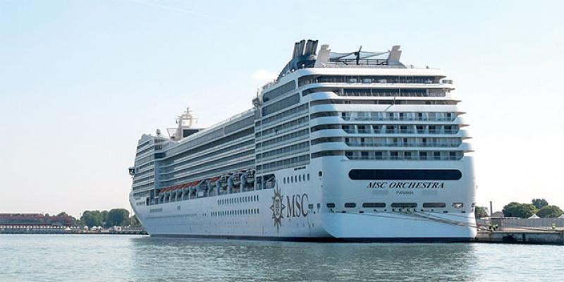 Venise accueille son 1er navire de croisière depuis 17 mois!