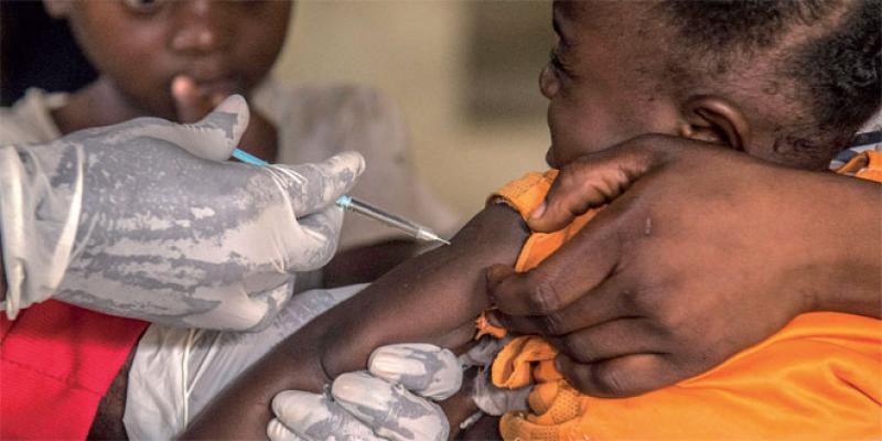 La vaccination de millions d’enfants menacée, selon l’Unicef