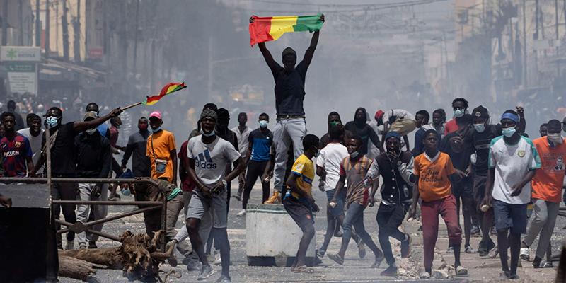 Le Sénégal ferme provisoirement ses consulats à l'étranger