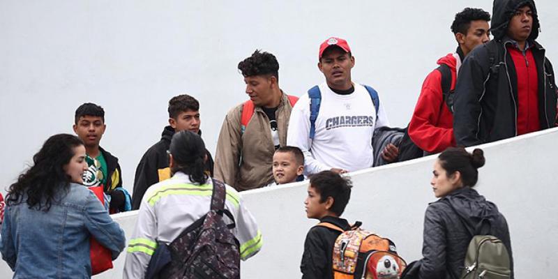 Migrants : Trump durcit les règles d’asile	