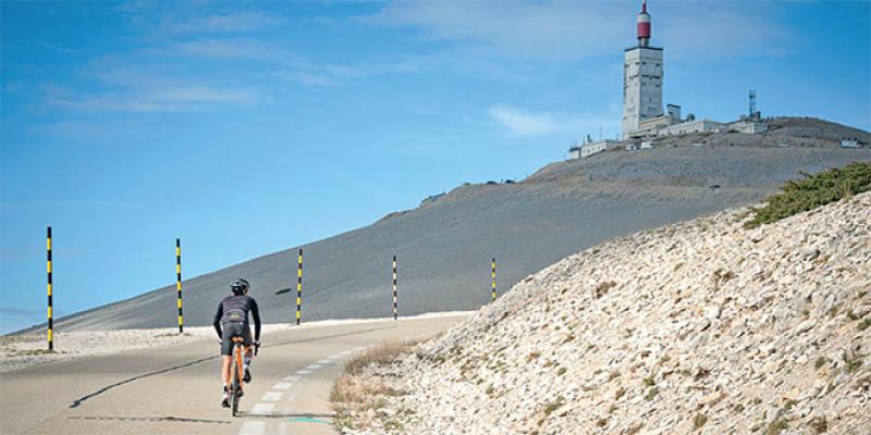 Mont Ventoux: La folle histoire d’un pèlerinage à vélo! 