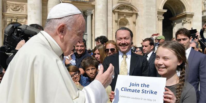 Climat: «Le monde s'écroule», selon le pape François 