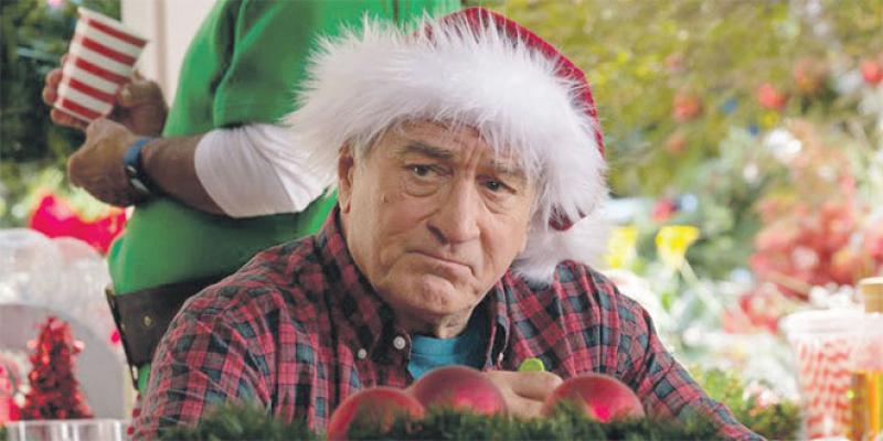 Une cambrioleuse arrêtée sous le sapin de Noël de Robert De Niro