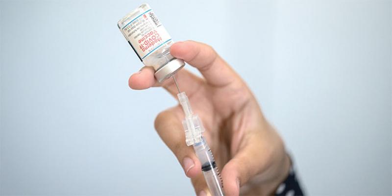 Vaccins: Une 3e dose proposée au Danemark! 