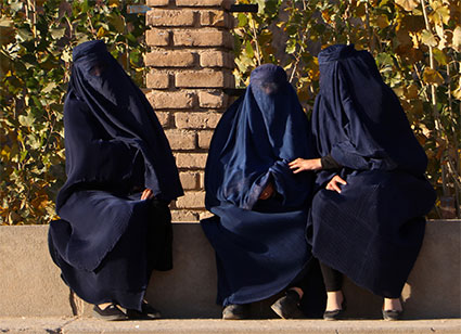 femmes-afguanes-019.jpg femmes-afguanes-019.jpg